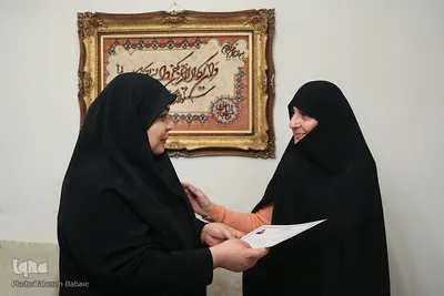 اعطای گواهی پایان دوره تربیت معلم روخوانی قرآن توسط استاد سیدمحسن موسوی بلده
