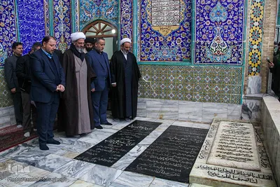 گلباران مزار شهدا در اولین روز دهه فجر