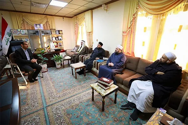 مفتي أستراليا يزور مجمع 