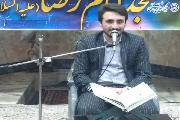 محفل انس با قرآن در آمل با حضور قاری بین المللی قرآن سید مصطفی حسینی