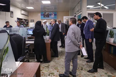 بازدید معاون امور مجلس رئیس‌جمهور از تحریریه ایکنا