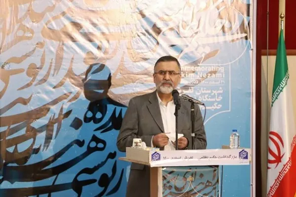 احیای علم و فرهنگ در سایه احیای مفاخر شکل می‌گیرد