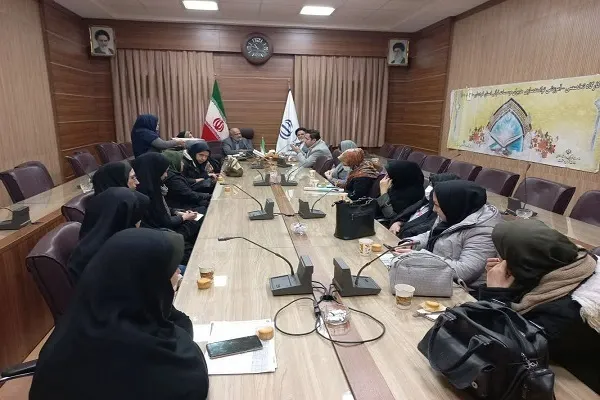 برگزاری نشست توانمندسازی مربیان جلسات خانگی قرآن در سنندج