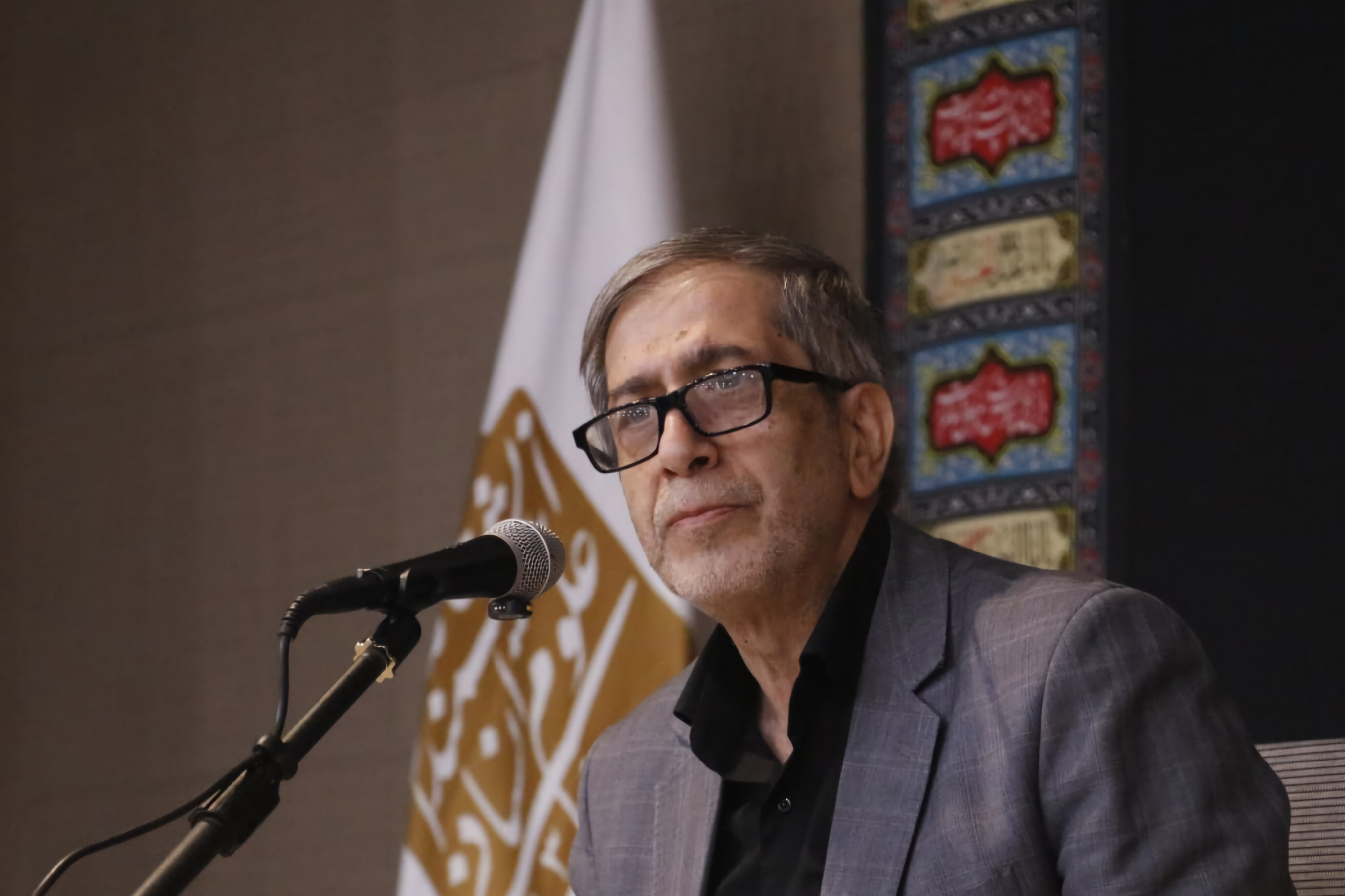 ما با کدام حسین(ع) زندگی می‌کنیم