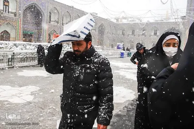 بارش اولین برف زمستانی در مشهد ـ حرم رضوی