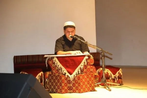 Şanlıurfa'da görme engelli gençler Kur'an-ı Kerim'i hatim etti