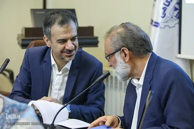 رونمایی از کتاب «راز سر به مهر موفقیت»