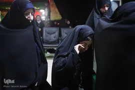 وداع با پیکر شهید مدافع حرم حمزه کاظمی