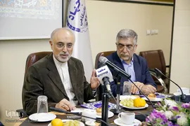 بازدید علی‌اکبر صالحی، معاون رئیس‌جمهور و رئیس سازمان انرژی اتمی کشور از ایکنا
