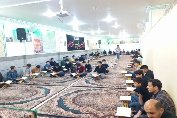 کرسی تلاوت قرآن در کرمان برگزار شد + عکس