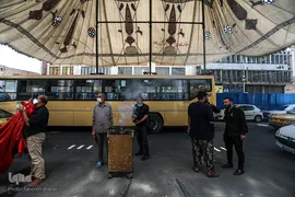 پرچم عزا بر فراز حسینیه کربلایی‌های تهران