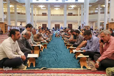 تجمع جامعه قرآنی شیراز در محکومیت توهین دولت سوئد به ساحت کلام وحی