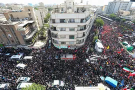 تشییع پیکر ۶۰ شهید اقتدار در تهران