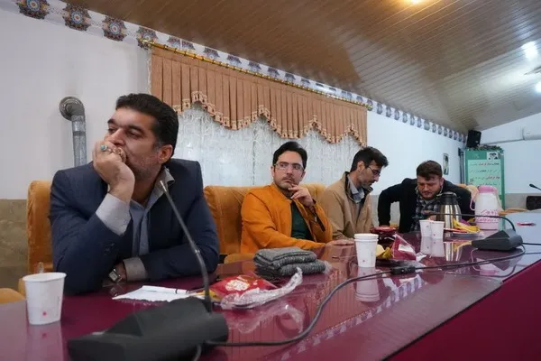 نشست فعالان قرآنی فرهنگیان مازندران برگزار شد