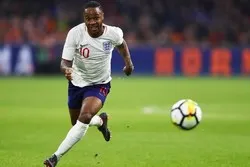 Angleterre: Sterling appelle à accentuer la lutte contre le racisme dans le foot