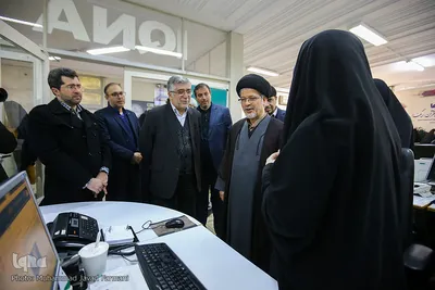 بازدید دبیر شورای عالی انقلاب فرهنگی