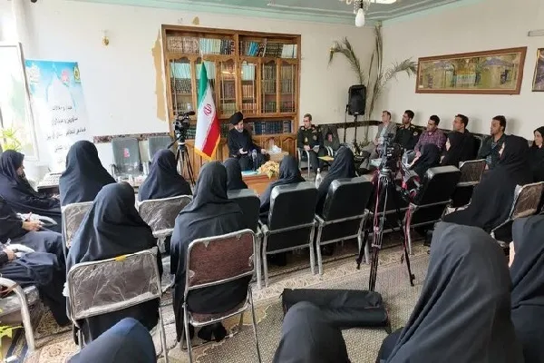 دیدار مشاوران و مددکاران انتظامی اردبیل با نماینده ولی‌فقیه در استان