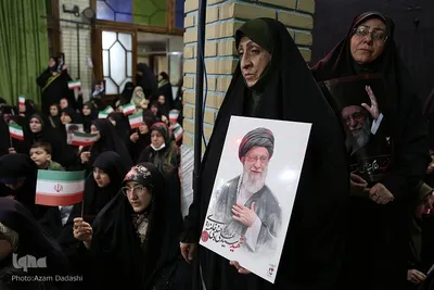 تجمع حماسی بانوان قزوینی در سوگ رهبر شهید