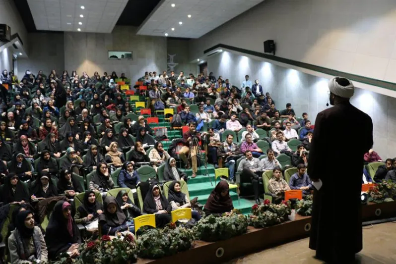 آموزش مهارت‌های انتخاب همسر در کارگاه «رسم انتخاب»