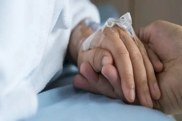 كيفية التفاعل مع المريض والفقير من منظور الامام علي(ع)