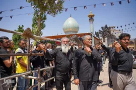 عاشورای حسینی در حرم شاهچراغ (ع)