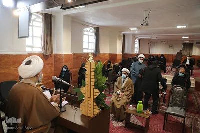 نشست خبری حجت‌الاسلام والمسلمین حدائق مدیر حوزه علمیه منصوریه با خبرنگاران‎ - شیراز