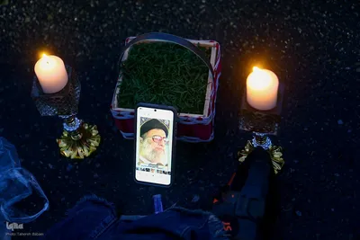 تحویل سال نو در میدان انقلاب تهران