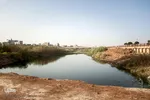 سطح آب کارون به دلیل انتقال آب و عدم مدیریت آب کاهش چشم گیری داشته است.