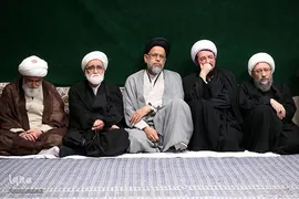 مراسم عزاداری شب تاسوعای حسینی در حسینه امام‌خمینی(ره)