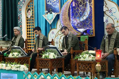 جزءخوانی قرآن در امامزاده سیدنصرالله(ع) یزد‎