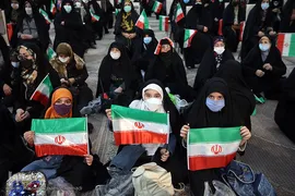 مراسم بزرگداشت چهل‌وسومین سالگرد ورود امام خمینی(ره) به میهن اسلامی در حرم مطهر  بنیانگذار جمهوری اسلامی