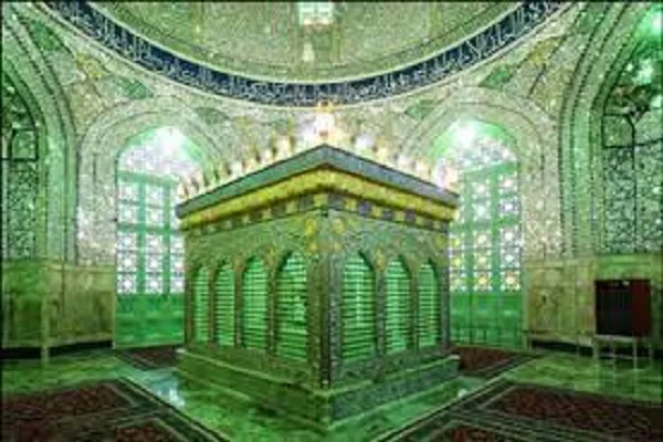محفل انس با قرآن در حرم امامزاده موسی مبرقع(ع) برگزار شد