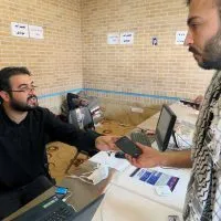 تعمیر رایگان گوشی همراه در مسیر پیاده روی اربعین/ عمود 285