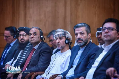 مراسم «محرم و عاشورا در آینه اسناد وزارت امور خارجه»
