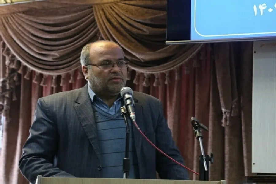 ولی‌شناس شو ای دل تو از ولا مگریز