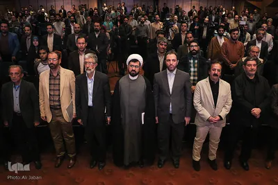 مراسم انتخاب چهره سال هنر انقلاب اسلامی