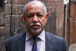 Des dissidents bahreïnis poursuivent le régime d'Al Khalifah en justice pour le logiciel FinSpy