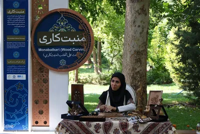 آیین بهره‌برداری از «گذر صنایع دستی» در اصفهان