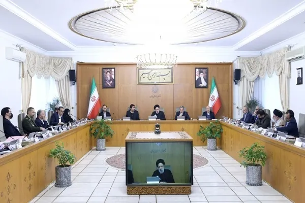 تلاش همه‌جانبه دولت برای سرعت‌بخشی به روند پیشرفت کشور