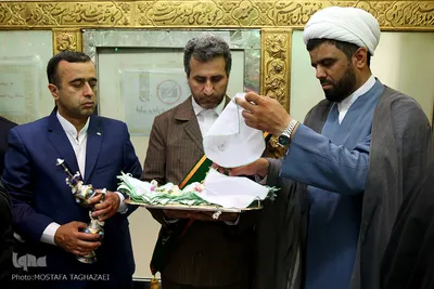 مراسم غبارروبی حرم مطهر امامزاده حسن حسنی(ع)