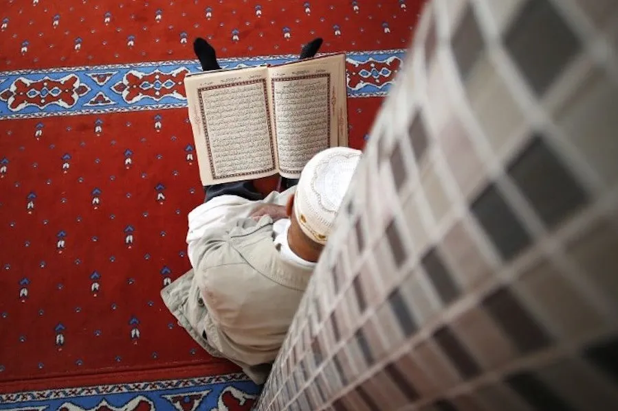 Senegal: el líder espiritual sufí pide la recitación del Corán para detener la pandemia