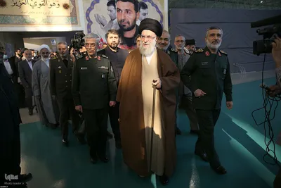 بازدید فرمانده کل قوا از نمایشگاه دستاوردهای نیروی هوافضای سپاه پاسداران