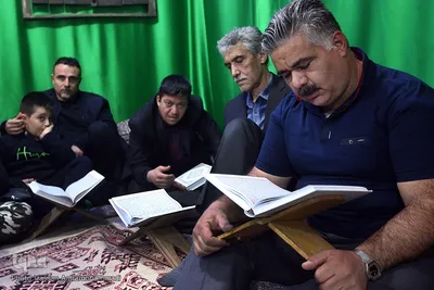 محفل با شکوه انس با قرآن‌کریم در تکیه‌گاه لثارات الحسین (ع) خانی‌آباد نو