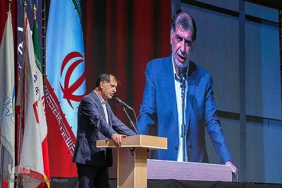 تجلیل از مهندسان پیشکسوت ساختمان و اجلاس ملی سازندگان حرفه ای مسکن و ساختمان در یزد