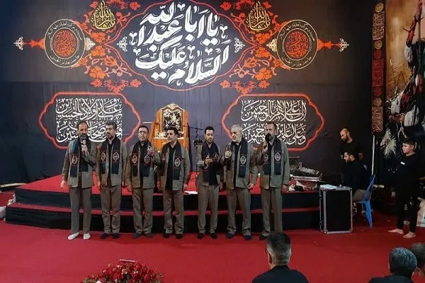 Persembahan kumpulan paduan suara Muhammad Rasulullah (SAW) di laluan berjalan Arbain + klip
