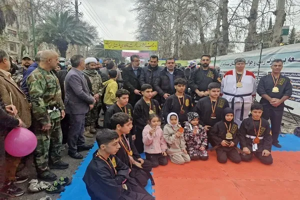 راهپیمایی جشن پیروزی انقلاب اسلامی در مرکز استان مازندران