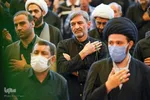 نماز ظهر عاشورا در شبستان امام خمینی(ره)‎ حرم شاهچراغ(ع)