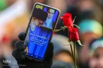 Teheraner feiern Geburtstag von Fatima Zahra (s.a.)