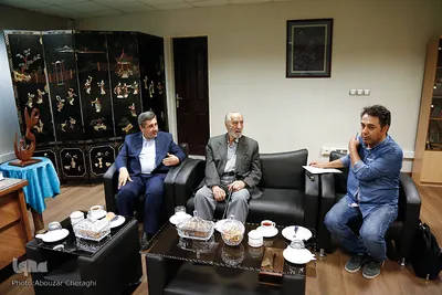 بازدید از نمایشگاه مشبک استاد اکبر صوتی  