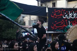 تجمع هیئات عزاداری و آیین نخل گردانی عصر تاسوعا